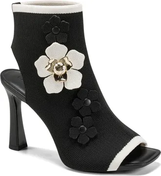 Karl Lagerfeld Dacey Knit Sandal in Black/cream at Nordstrom, Size 9.5