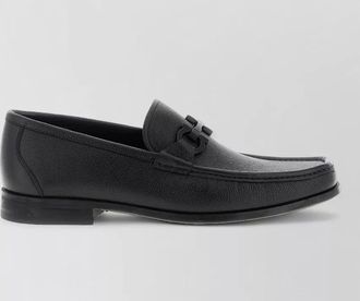 Ferragamo grandioso two loafers round toe hardware