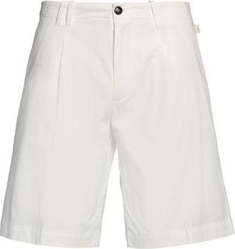 Liu Jo BOTTOMWEAR - Shorts & Bermuda Shorts on YOOX.COM
