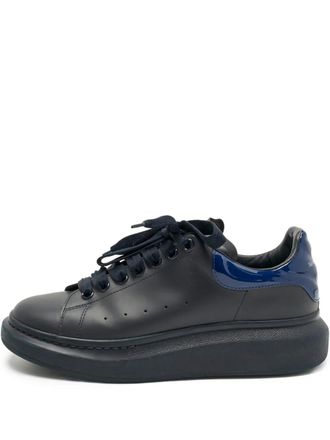 Alexander McQueen leather sneakers - Black