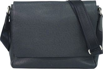 Louis Vuitton Roman Taiga Leather Navy Leather Handbag (Pre-Owned)