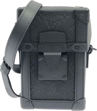 Louis Vuitton Black Leather Shoulder Bag (Pre-Owned)