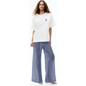 H&M Oversized t-shirt with printed motif in White at Nordstrom, Size Xx-Large