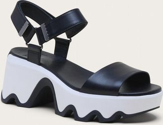 Sorel Womens Kinetic Aura Y Strap Sandal In Black Sea Salt