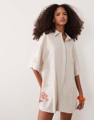 Asos Tuta corta stile camicia a maniche corte color pietra con ricamo-Neutro