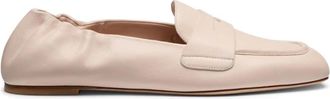 Stuart Weitzman Schoenen, Dames, Beige, 38 1/2 EU, Linnen, Bryant Loafer