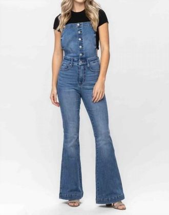 Judy Blue Flared Leg Overalls In Medium Wash