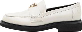 Guess Schoenen, Dames, Wit, 40 EU, Leer, Leren Mocassins met Unieke Stijl