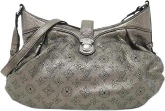 Louis Vuitton Pre-owned Shoulder Bags, female, Gray, Size: ONE SIZE Pre-owned Mahina Shoulder Bag