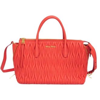 Miu Miu Pre-owned Handbags, female, Red, Size: ONE SIZE Pre-owned Matelasse Shoulder Bag