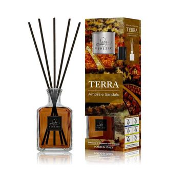 Trade Shop Trade Shop - Maxi Diffusore Ambiente Cubo Con Bastoncini Fragranza Terra Ambra E Sandalo 250ml