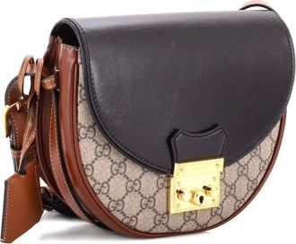 Gucci Padlock Saddle Shoulder Bag GG Coated Canvas and Leather Small crossbody bag - Zwart