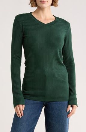 Go Couture V-Neck Long Sleeve T-Shirt in Aventurine at Nordstrom Rack, Size X-Large