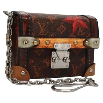 Louis Vuitton Pre-owned Wallets, female, Brown, Size: ONE SIZE Pre-owned Essential Trunk Charm