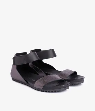 Pedro Garcia Ankle strap fussbett in black metallic leather | Jalila | Essentials collection | PEDRO GARCIA
