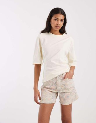 Wrangler Pantaloncini da cowboy in denim con stampa a fiori-Multicolore