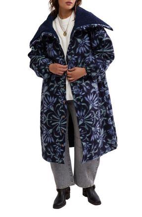 Free People This Love Floral Wing Collar Cardigan in Night Sky Combo at Nordstrom, Size Small