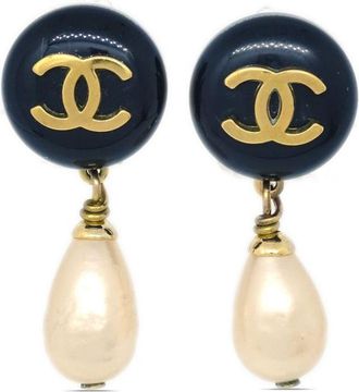 Chanel 1994 CC dangle earrings - women - Gold Plated/Acrylic/Plastic - One Size - Black