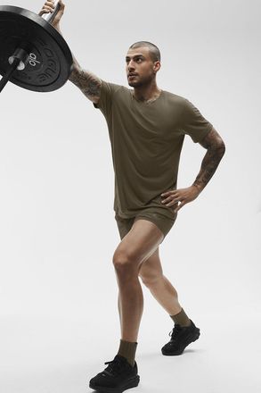 Alo | Triumph T-Shirt in Olive Tree Green, Size: Medium