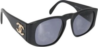 Chanel Pre-owned Accessories, female, Black, Size: ONE SIZE Pre-owned Plastic Sunglasses