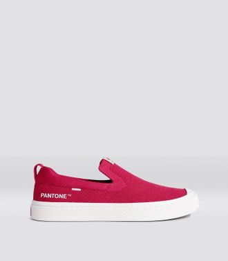 Cariuma Womens Cariuma IBI Low Sneaker Pantone Viva Magenta Knit Casual Shoes HAWK839