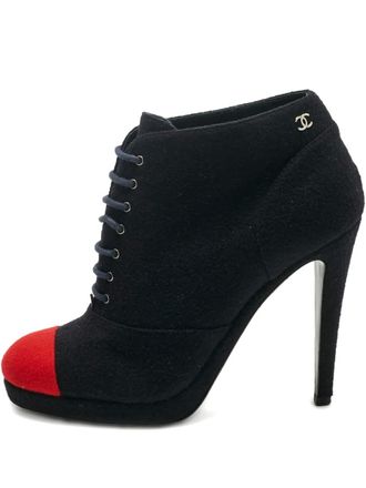 Chanel cap-toe lace-up ankle boots - Black