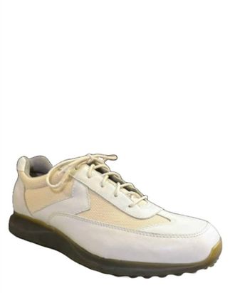 GBX Mens Classic Low Top Sneaker In Ice