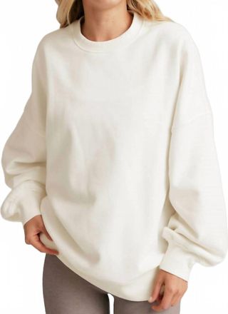 Beyond Yoga Luxefleece Oversized Sweatshirt In Fresh Snow