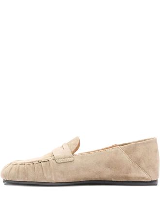 Stuart Weitzman Brooks pleated penny loafers - women - Calf Leather/Rubber/Calf Suede - 36,5 - Neutrals