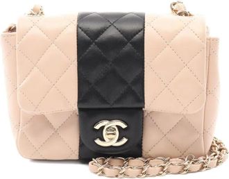 Chanel 2021 Matelasse mini-crossbodytas met ketting - Roze