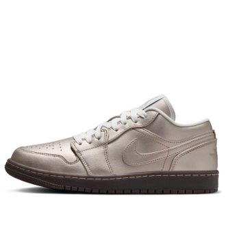 Air Jordan (WMNS) Air Jordan 1 Low SE Metallic Zinc HQ3529-099