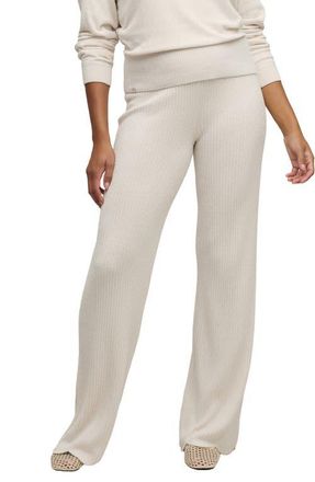 Barefoot Dreams CozyChic Ultra Lite Scallop Hem Lounge Pants in Sand Dune at Nordstrom, Size X-Small