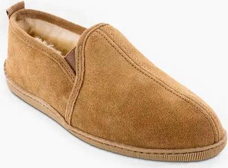 Minnetonka Mens Twin Gore Sheepskin Slip-Ons In Golden Tan