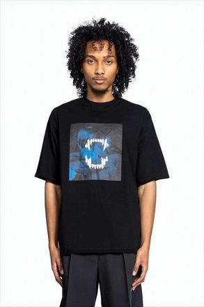 Undercover Graphic Print Black Short-Sleeve T-Shirt With Relaxed Fit