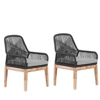 Beliani Conjunto 2 Sillas De Jard&iacute;n Negras Al Aire Libre Mimbre Polipropileno Estructura De Acero Patas De Madera De Acacia Comedor Dise&ntilde;o Moderno Olbia