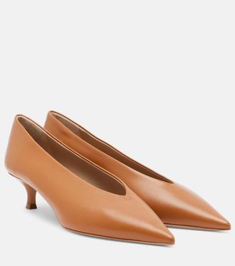 Le Monde Beryl Le Monde B&eacute;ryl Babouche leather pumps