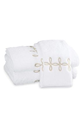 Matouk Gordian Knot Egyptian Cotton Bath Towel in Truffle at Nordstrom, Size Bath Sheet