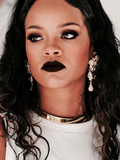 Trends We Wish Would RIP In 2017