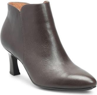 S&ouml;fft Sasha Water Resistant Bootie in Chocolate at Nordstrom, Size 6.5