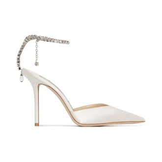 Jimmy Choo London Schoenen, Dames, Wit, 38 1/2 EU, Satijn, Witte satijnen pumps met kristallen