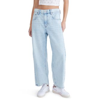 A&eacute;ropostale Aeropostale Womens Mid-Rise Barrel Leg Jean, Light Wash, 00