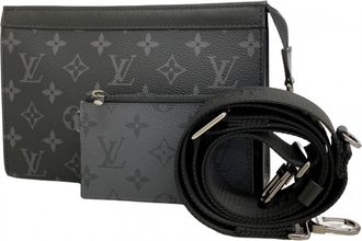 Louis Vuitton Black Shoulder Bag (Pre-Owned)