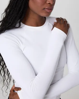 Vuori Clothing Long Sleeve Seamless Surge Tee | White | XS, Size Extra Small