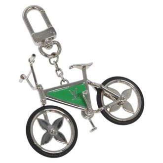 Louis Vuitton Pre-owned Accessories, female, Gray, Size: ONE SIZE Pre-owned Metal Key-holder Charm