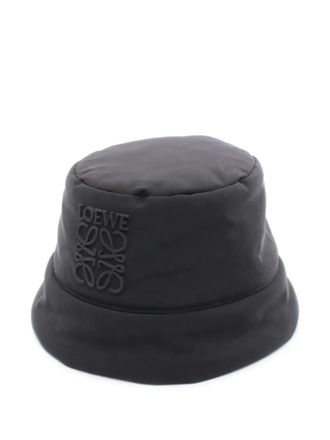 Loewe 2010s puffer anagram-logo bucket hat - Black