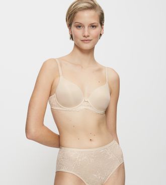 Triumph B&uuml;gel-BH TRIUMPH Amourette Charm WHP01, Damen, Gr. 75, Cup C, beige (creamy dream), Microtouch, Obermaterial: 58% Polyamid, 25% Polyester, 17% Elastha