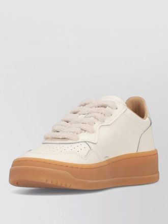 Autry medalist low woman sneakers rubber sole