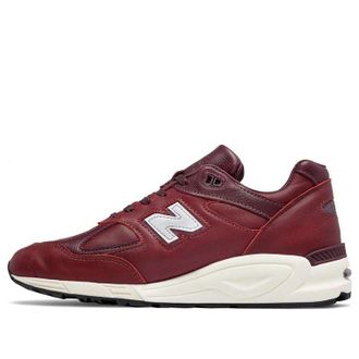 New Balance 990 V2 Sneakers Burgundy M990BTA2