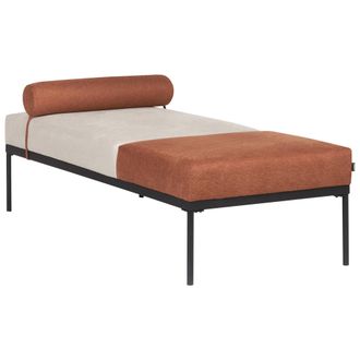 Beliani Chaise Longue Elegante Patas De Hierro Negras Muebles De Sala De Estar De Lino Sint&eacute;tico Beige Claro Y Marr&oacute;n Dorado Malmos