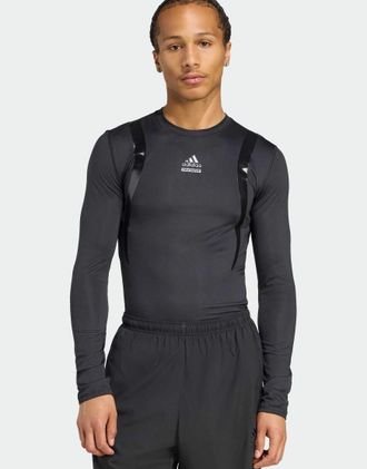 adidas Originals Techfit - T-Shirt a maniche lunghe aderente nera-Nero